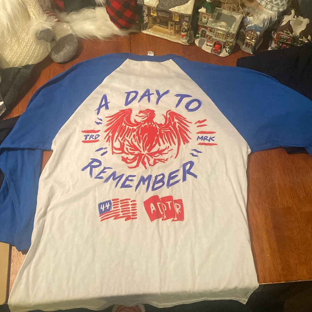 ADTR baseball tee brand new medium